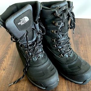 NEW North Face Winter Hiking Boots Chilkat 400 insulated waterproof Mens size 8